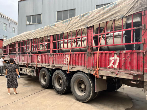 海鑫專注品質(zhì)，一批400公斤工業(yè)洗衣機(jī)火熱發(fā)貨中